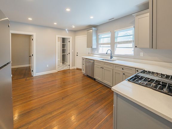 5th image of 42 Vernal St #1