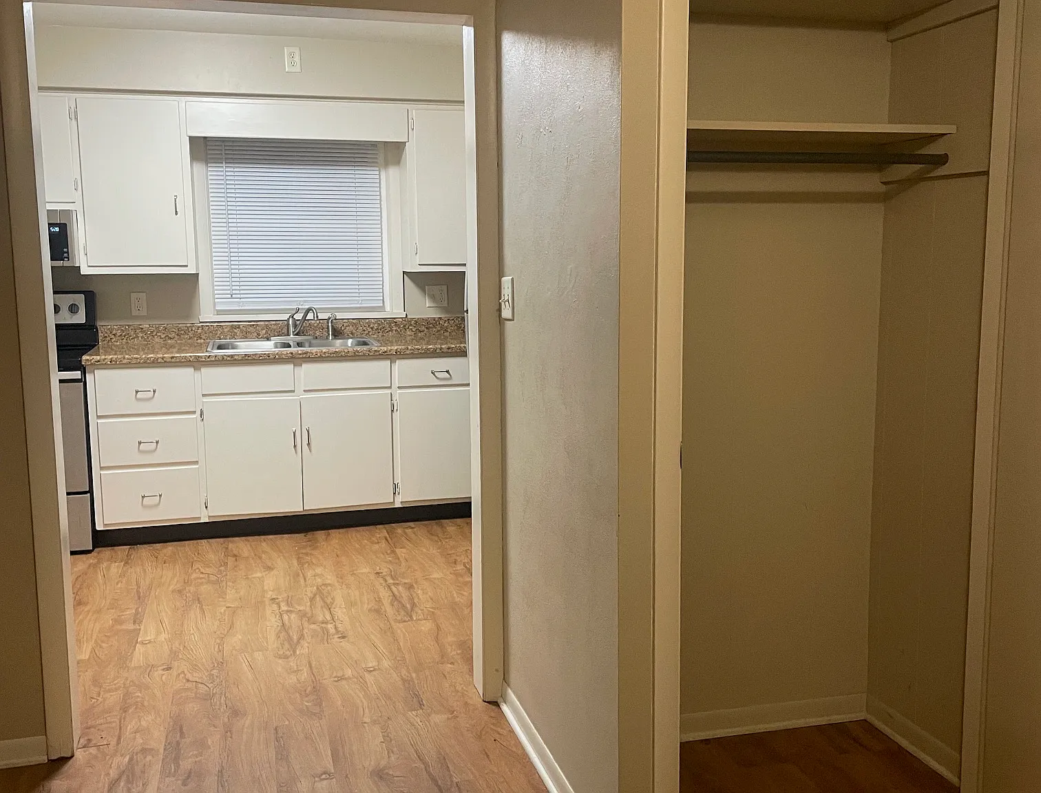 1 bed, 576 sqft, $850 — Photo 4