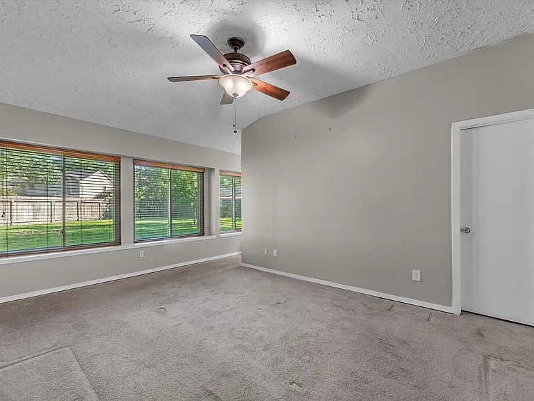 4202 W Peachfield Cir — Photo 9