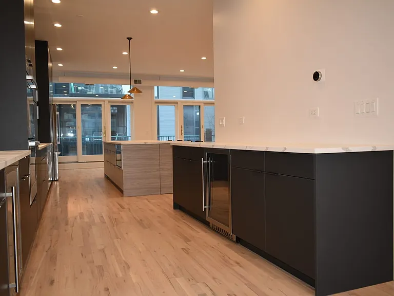 847 W Monroe St #Penthouse 5 — Photo 4
