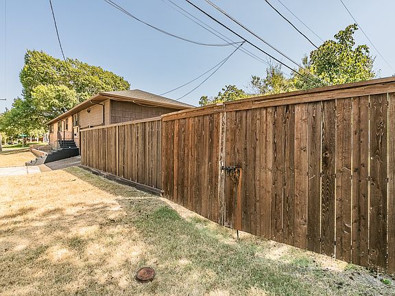 5th image of 2900 Ryan Place Dr