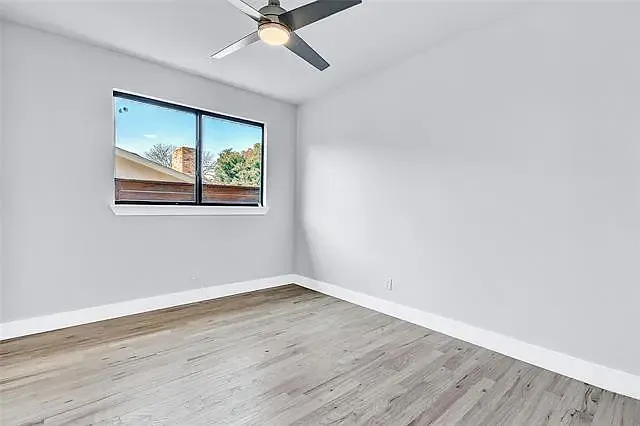 10827 Wallbrook Dr — Photo 26