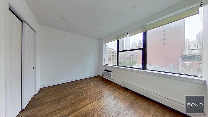 Rented by Bond New York | media 3