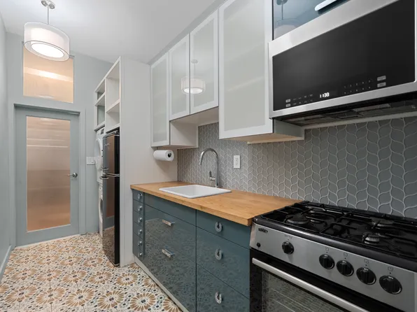 231 East 88th Street image 11 of 42