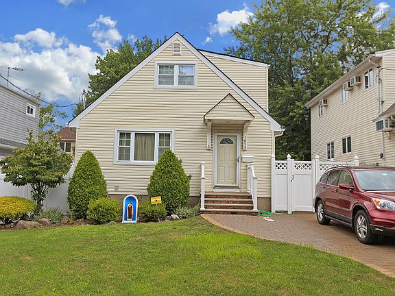 2nd image of 1658 Carlton Ave