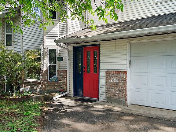 3rd image of 6419 Wicks Rd