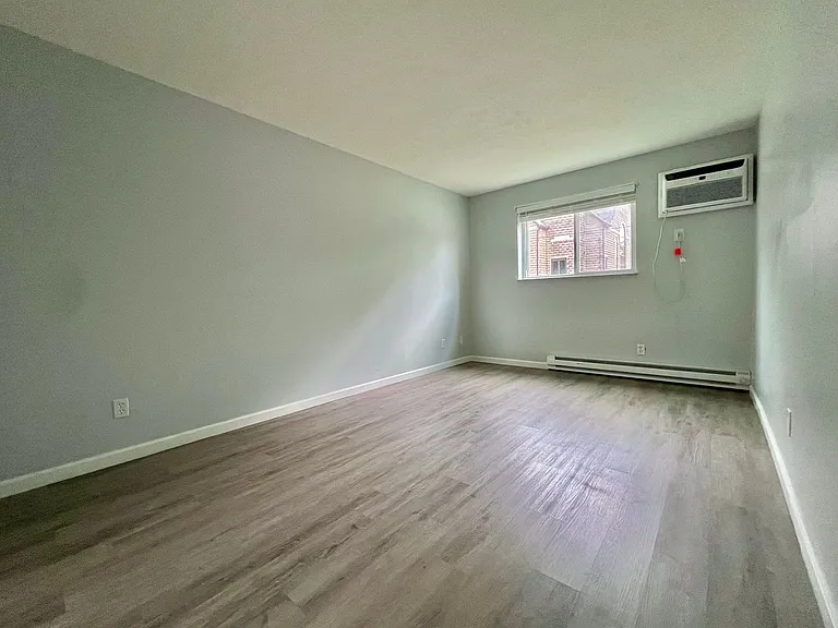 422 S Miami Ave — Photo 37