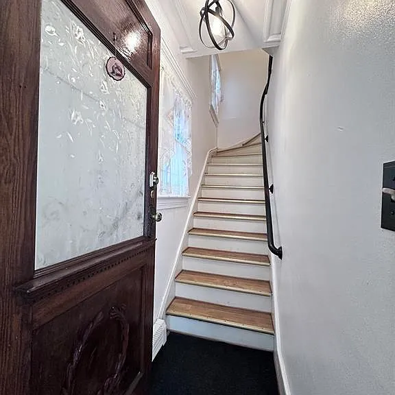 117 Duncan Ave #2 — Photo 3