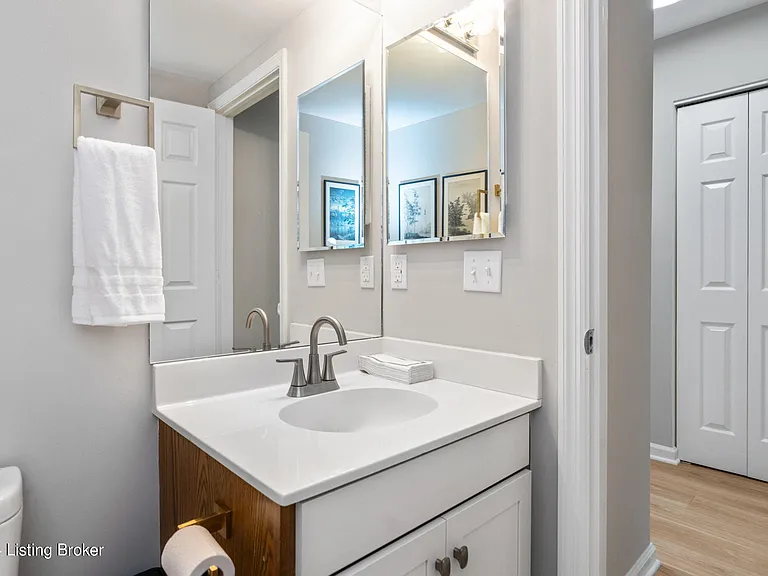 638 S 2nd St #1 — Photo 24