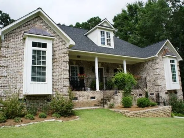 200 Chesterfield Hwy, Cheraw, SC 29520