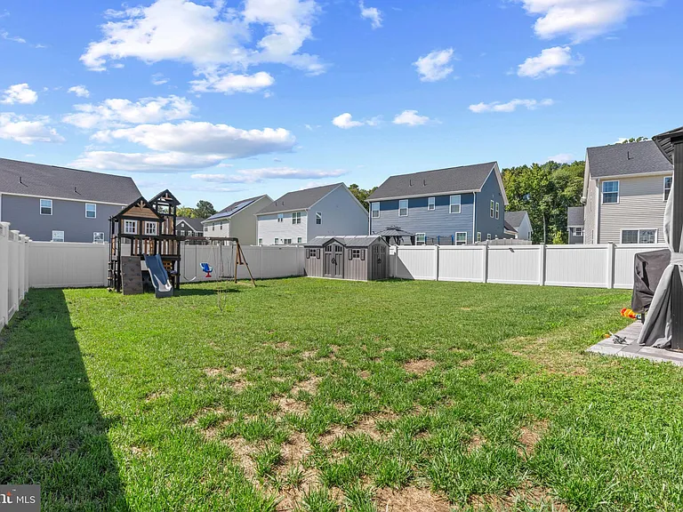 110 Greybull Ln — Photo 19