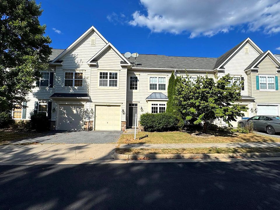 1st image of 412 Kintyre Ln