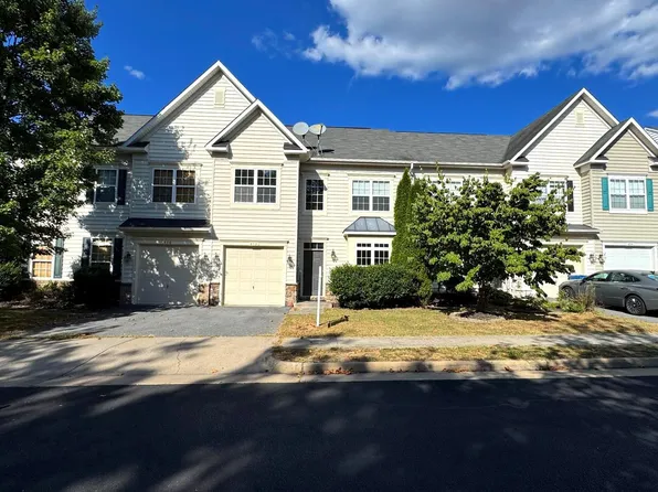 412 Kintyre Ln, Stephens City, VA 22655