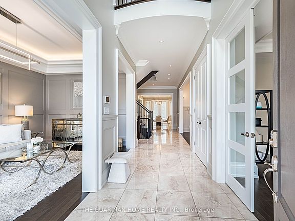 3rd image of 30 Tiburon Trl