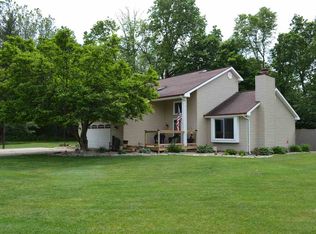 2106 S Mosher Rd, Columbia City, IN 46725