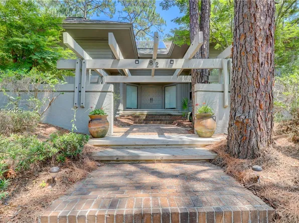 82 S Sea Pines Dr, Hilton Head Island, SC 29928