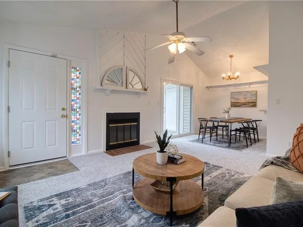 2574 Cove Point Pl, Virginia Beach, VA 23454