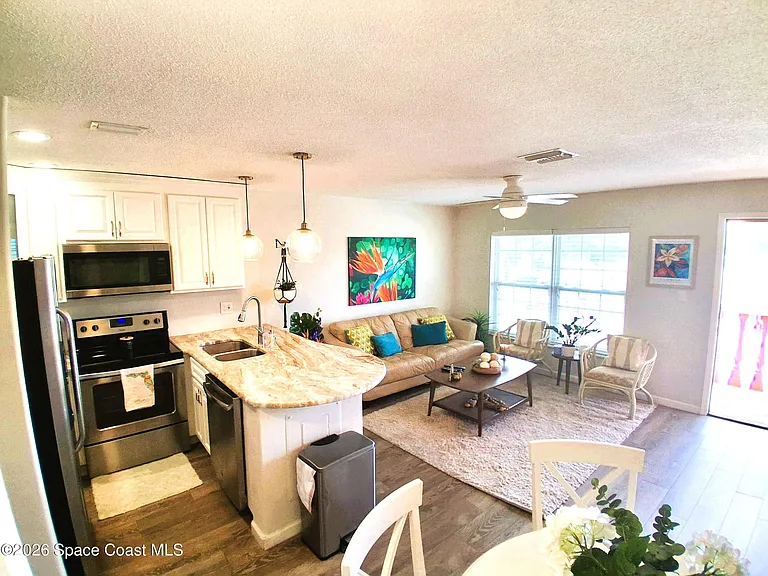 300 Monroe Ave #21 — Photo 17