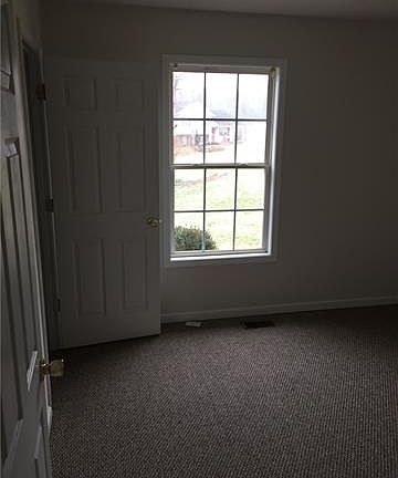 4th image of 2931 Christy Dr