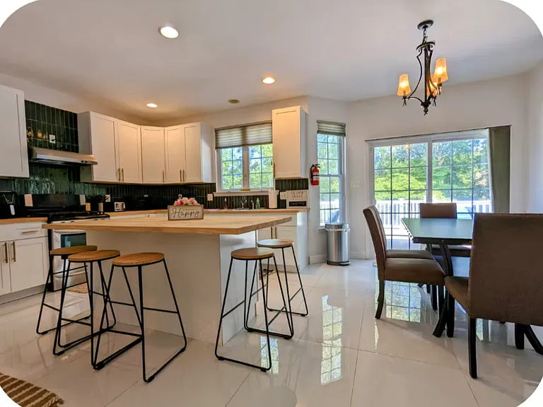 9 Laurel Wood Ct — Photo 5