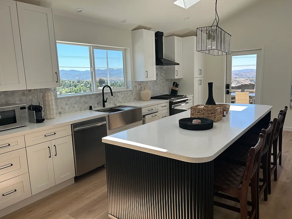 Quartz center island