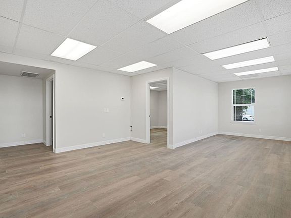 5th image of 1131 Luchessi Dr