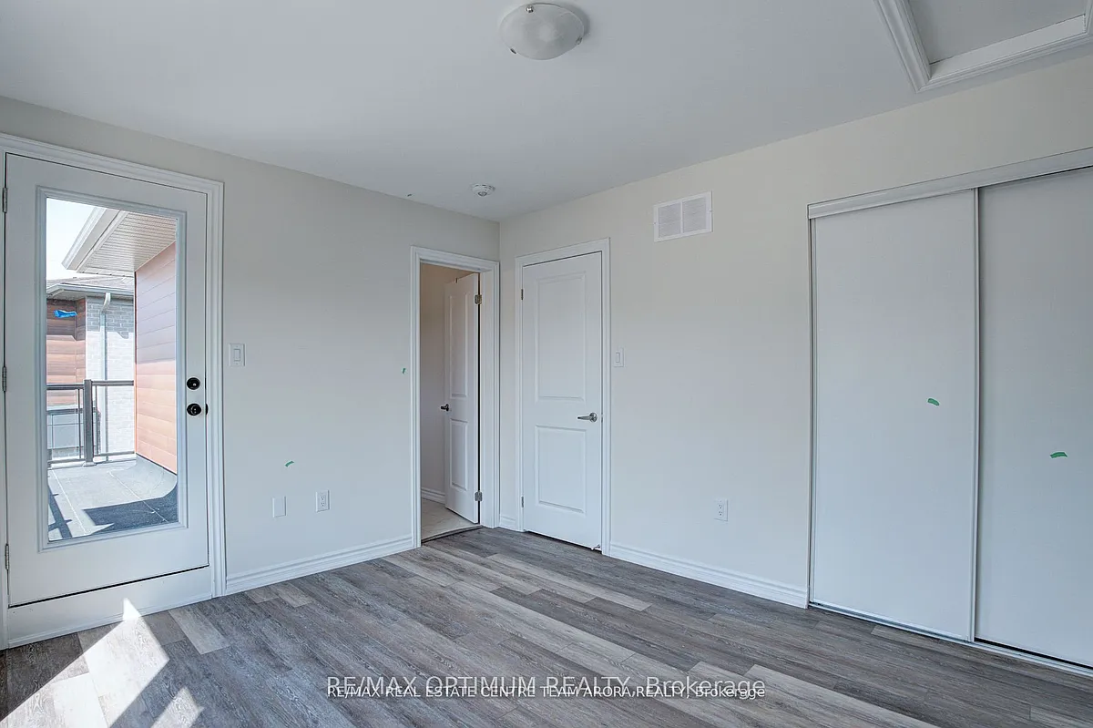 Building Photo - 20 Knotsberry Cir #14