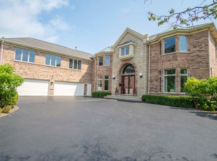 3535 Bradley Ct, Highland Park, IL