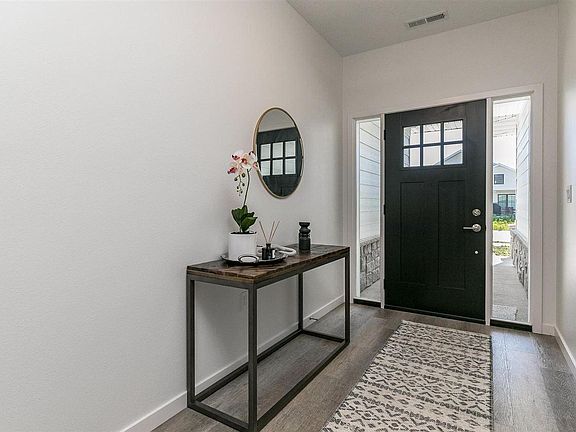 3rd image of 1245 Vintage Ln #27