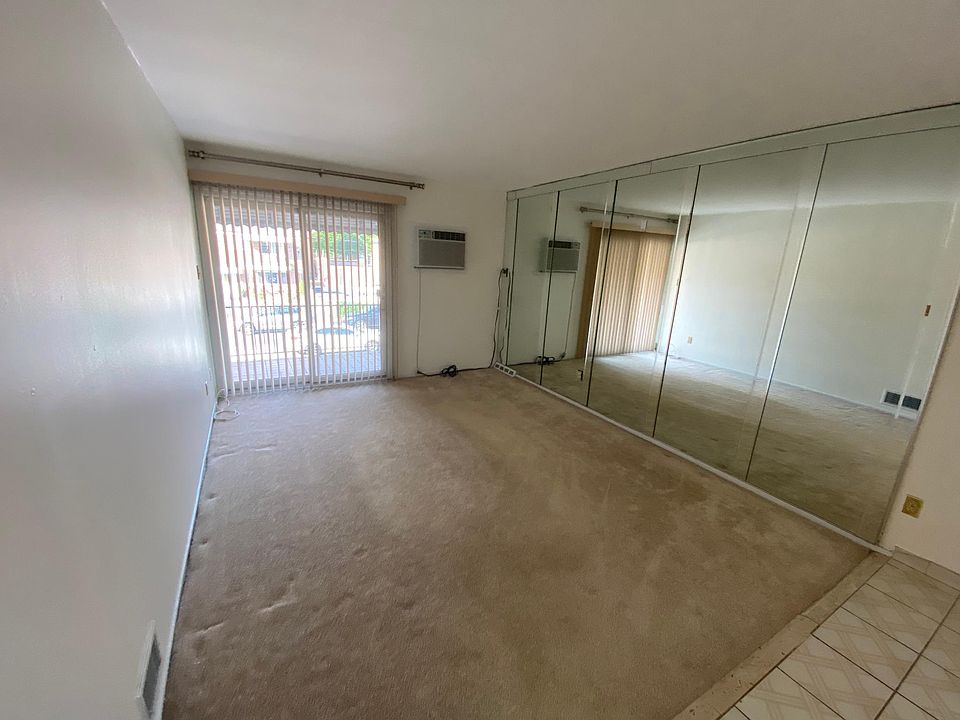 1st image of 720 Hollywood Ave Floor 2