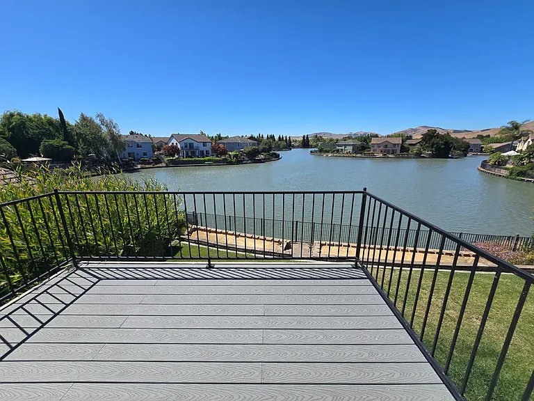 5130 Lakeshore Dr — Photo 59