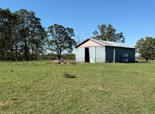 000 Lawrence 2195, Aurora, MO 65605