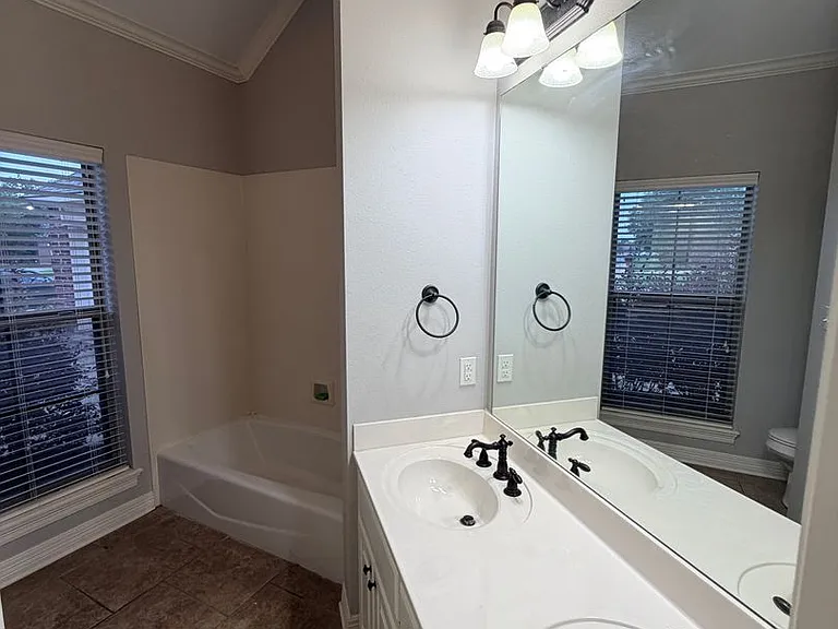 530 Antietam Dr — Photo 21