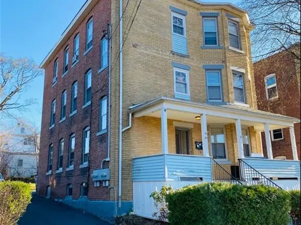 39 Acorn St, New Britain, CT 06051