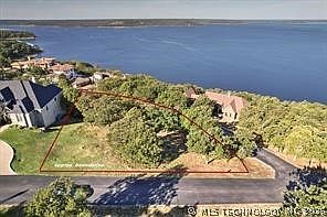 2nd image of 1 Lakeview Rd