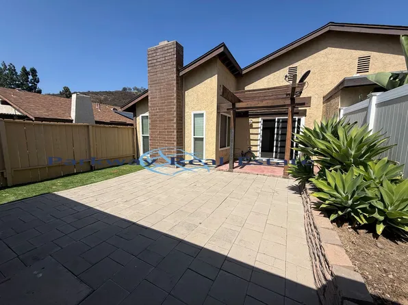 2252 Durasno Ln, Spring Valley, CA 91977