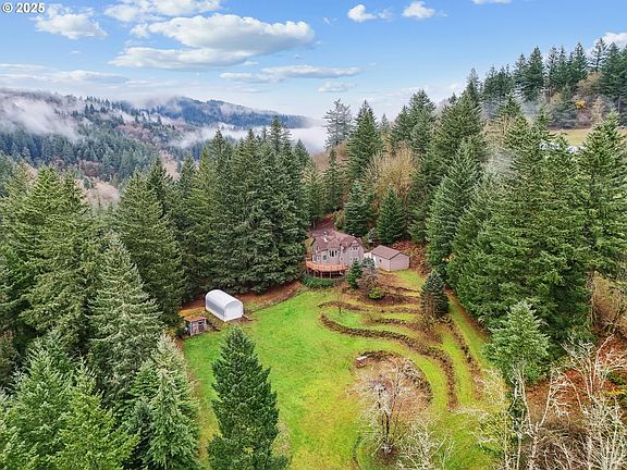 5th image of 33111 SE Wood Dr
