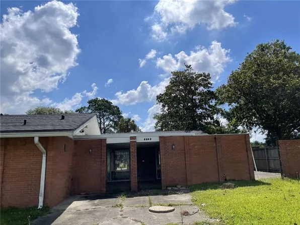 2203 Louisiana Dr, New Iberia, LA 70560