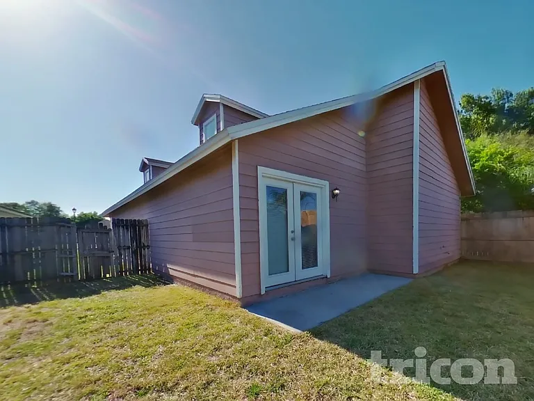 417 Filmore Dr — Photo 18