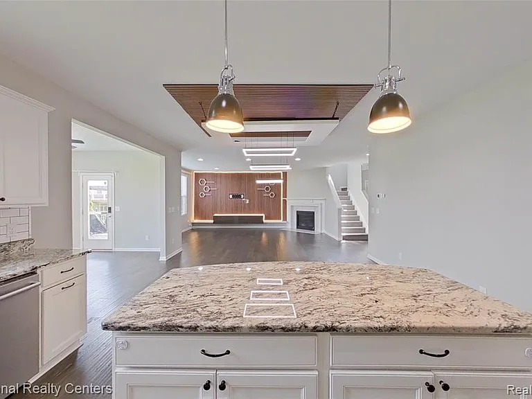 58180 Jonagold Ln — Photo 15