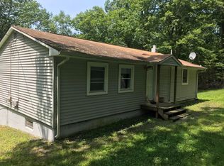 123 Chestnut St, Dingmans Ferry, PA