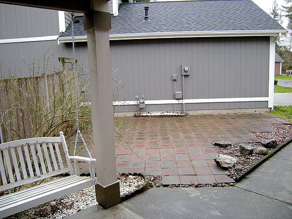 3rd image of 23 83rd Ave SE