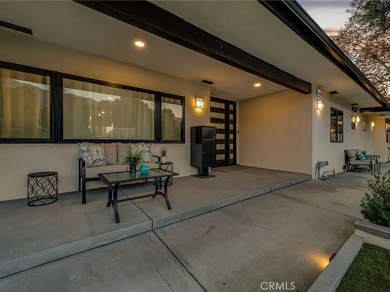 3890 Shadow Grove Rd — Photo 3