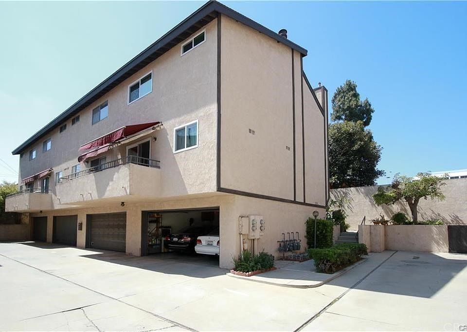 1st image of 15305 S Berendo Ave APT 12