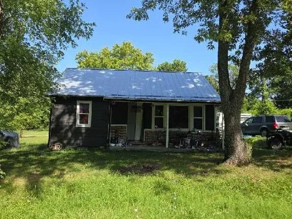 503 S Walnut St, Richland, MO 65556