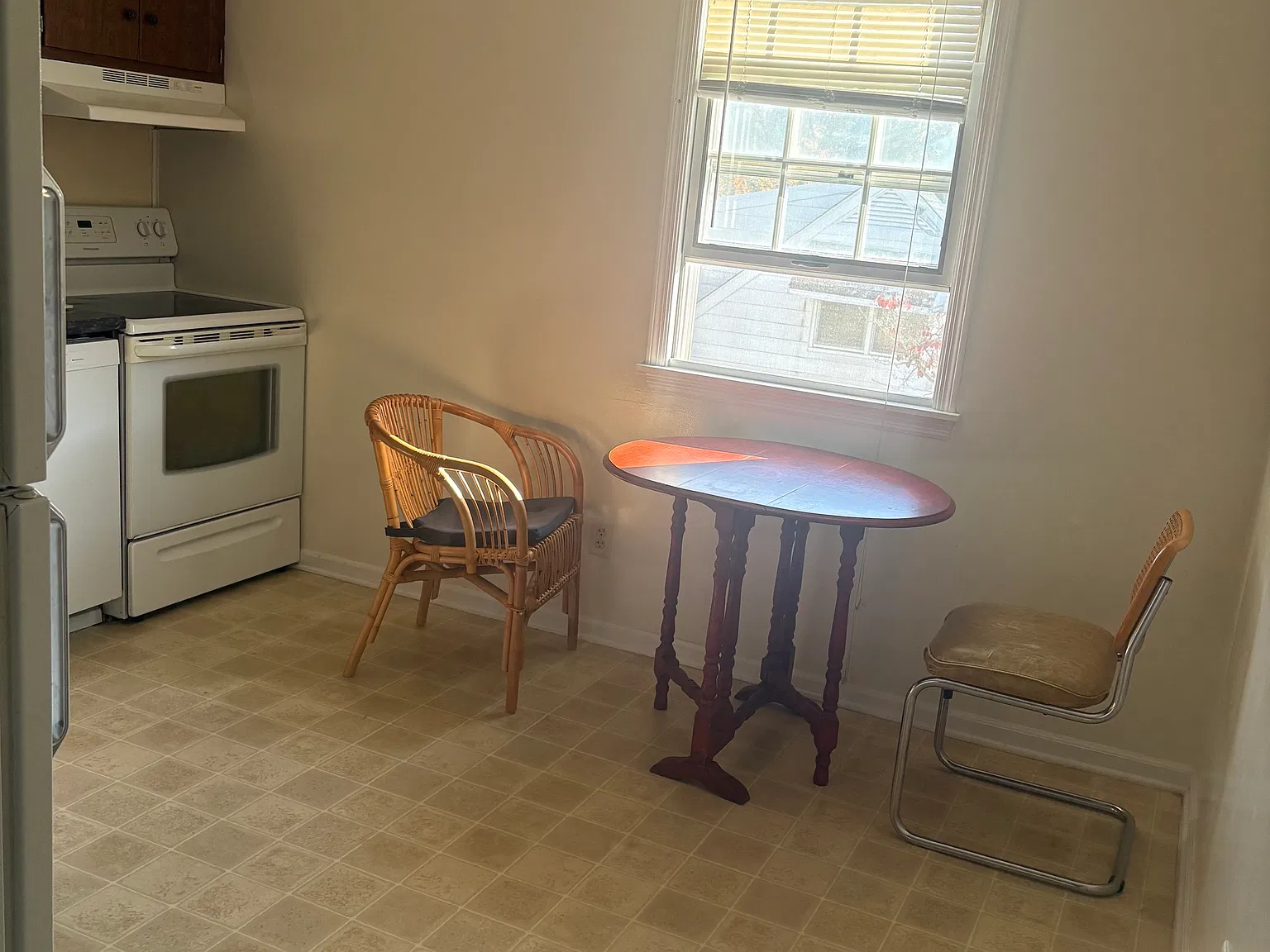 1 bed, 788 sqft, $1,950 — Photo 3