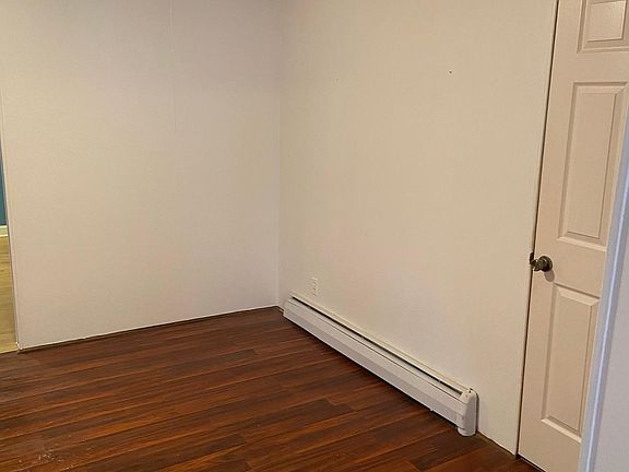 Dining room, right side