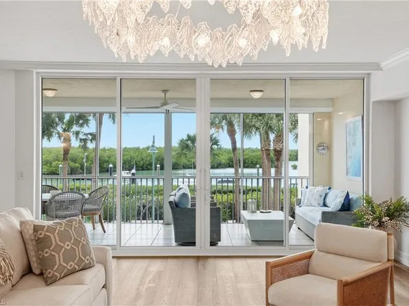 445 DOCKSIDE DR #B202, NAPLES, FL 34110