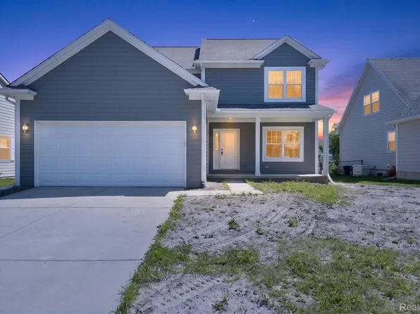 8760 Barrington Dr, Ypsilanti, MI 48198