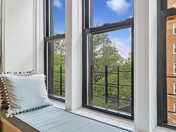 125 Cabrini Boulevard A52 image 2 of 19